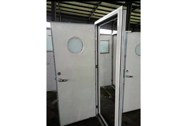 船艙門Cabin door