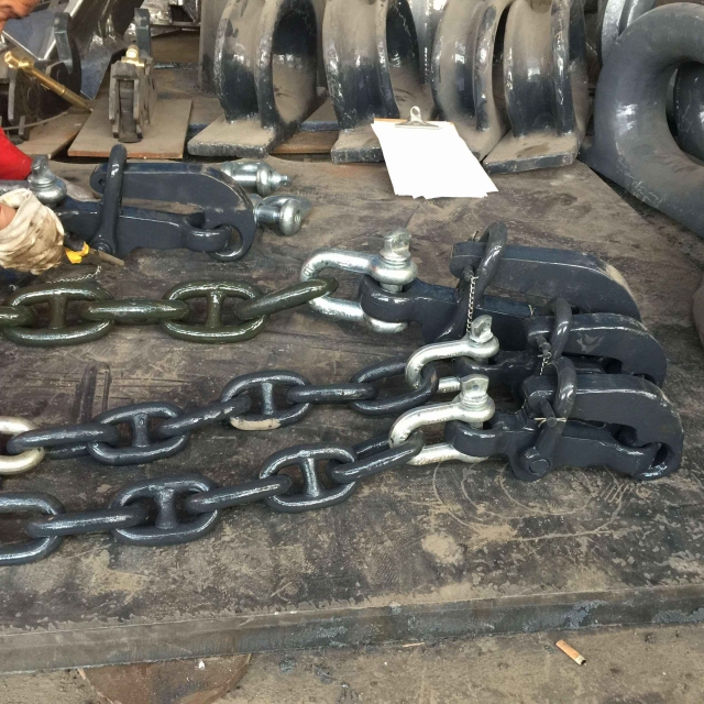 躉船掣鏈器Barge chain detent